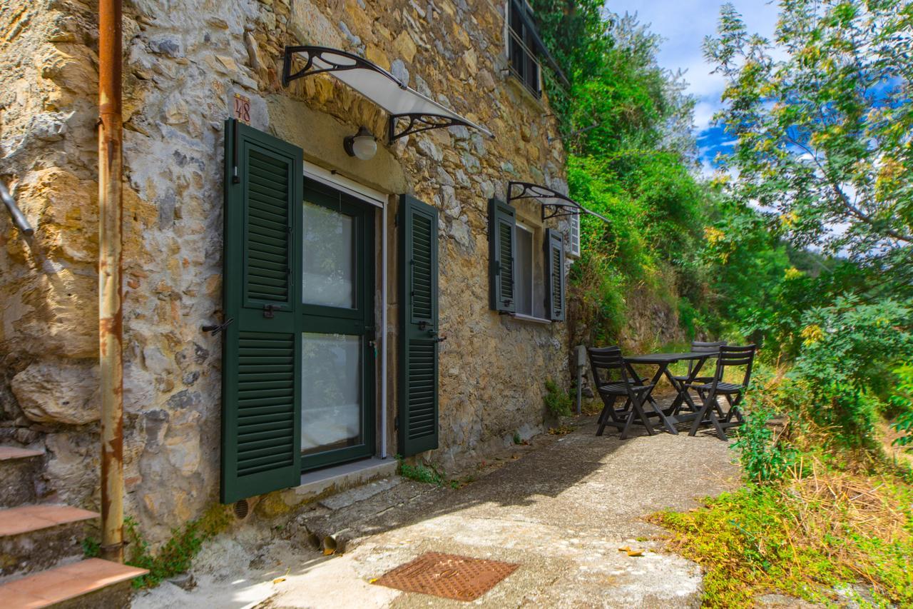 Апартаменты Tourist Dependance "Cinque Terre" La Foce Экстерьер фото
